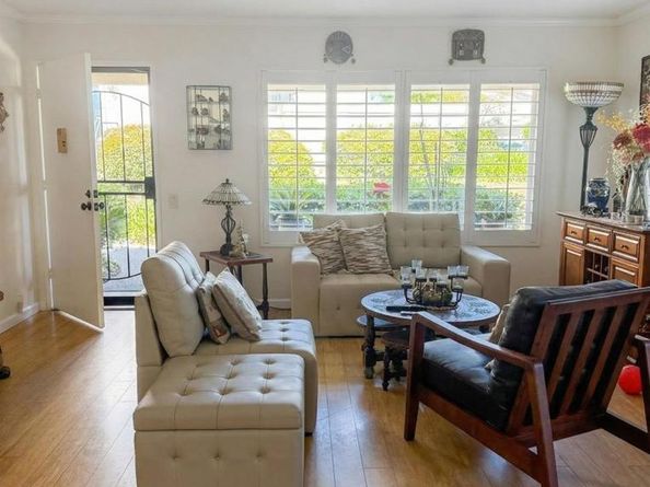 7975 Playmor Ter, San Diego CA 92122