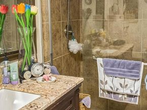 7975 Playmor Ter, San Diego CA 92122