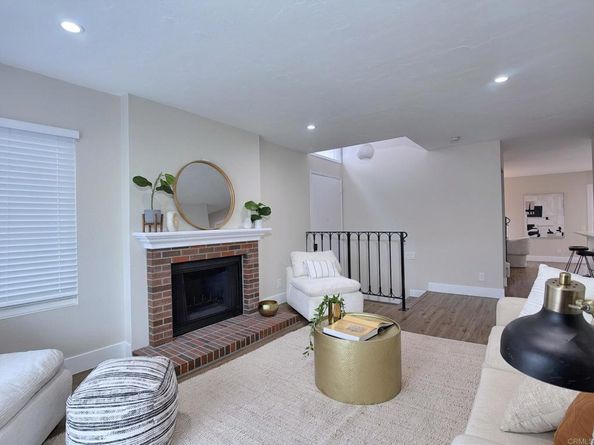 3274 Caminito Ameca, La Jolla CA 92037