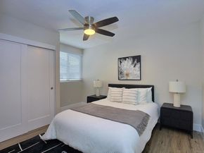 3274 Caminito Ameca, La Jolla CA 92037