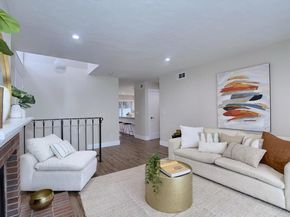 3274 Caminito Ameca, La Jolla CA 92037