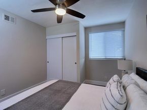 3274 Caminito Ameca, La Jolla CA 92037