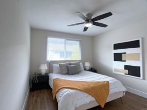 3274 Caminito Ameca, La Jolla CA 92037