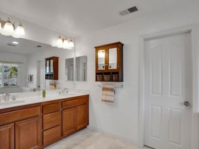 890 Via La Venta, San Marcos CA 92069