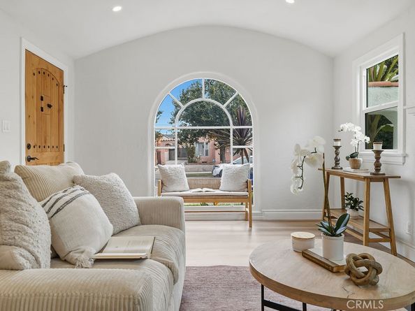 6119 Haas, Los Angeles CA 90047