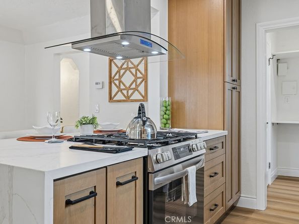 6119 Haas, Los Angeles CA 90047