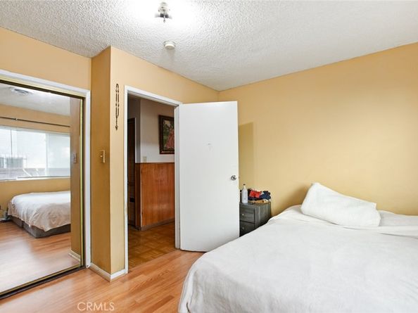 11992 Oxford, Hawthorne CA 90250