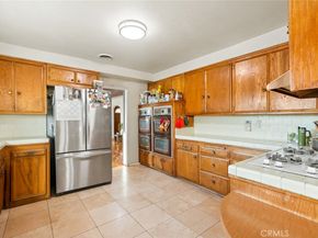 11992 Oxford, Hawthorne CA 90250