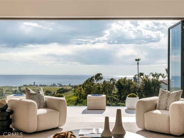 29600 Harvester, Malibu CA 90265