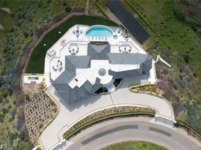 29600 Harvester, Malibu CA 90265