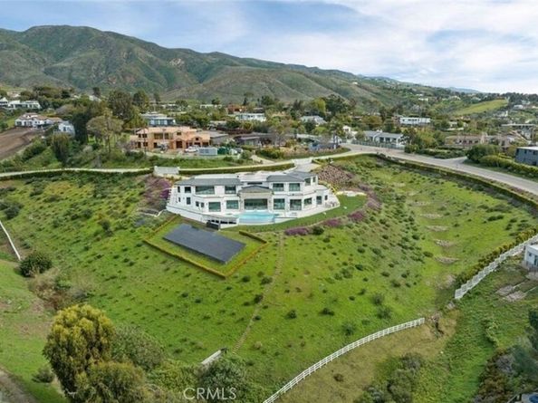29600 Harvester, Malibu CA 90265
