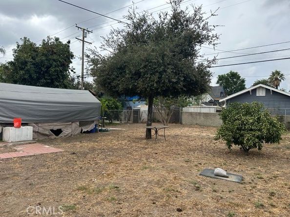 1063 N Gordon, Pomona CA 91768