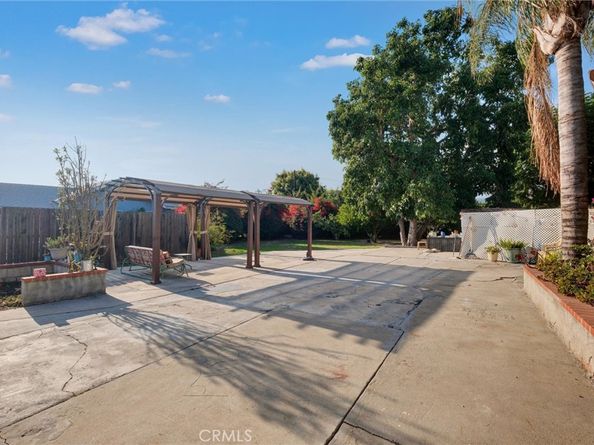 2435 Burkett, El Monte CA 91732