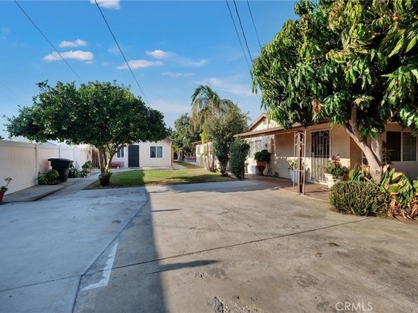2435 Burkett, El Monte CA 91732