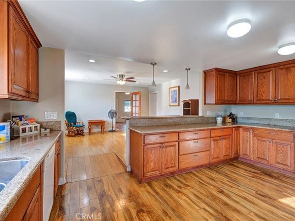 2435 Burkett, El Monte CA 91732