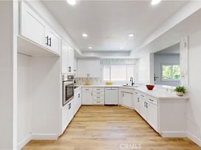 1354 Shadow Lane 201, Fullerton CA 92831