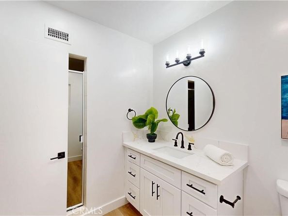 1354 Shadow Lane 201, Fullerton CA 92831