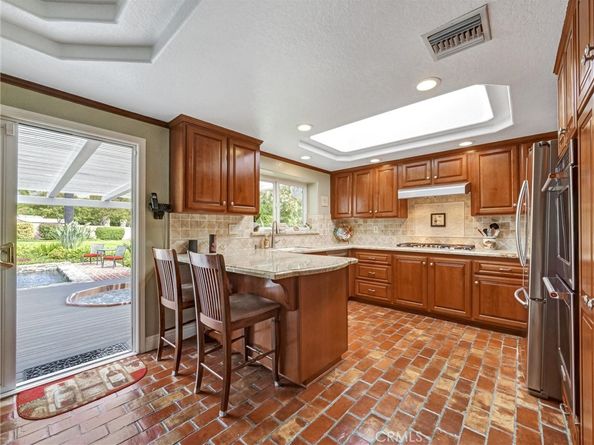 5831 Moonstone, Rancho Cucamonga CA 91701