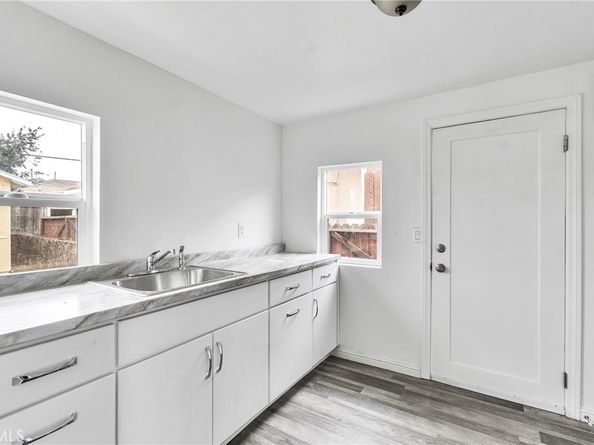 4339 E 1st, East Los Angeles CA 90022