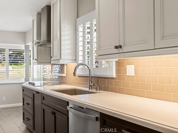 105 Country Club Court, Glendora CA 91741