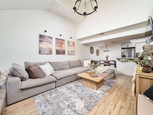 435 W 9th Street A6, Upland CA 91786