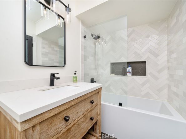 435 W 9th Street A6, Upland CA 91786