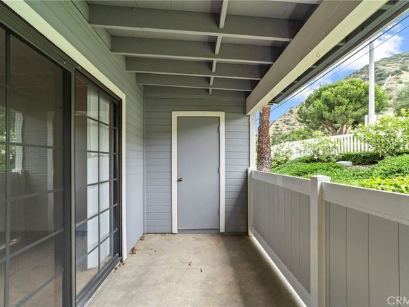 202 Evergreen Court, Azusa CA 91702