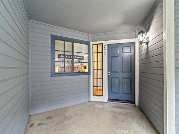 202 Evergreen Court, Azusa CA 91702