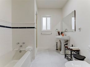 11350 Orcas, Sylmar CA 91342