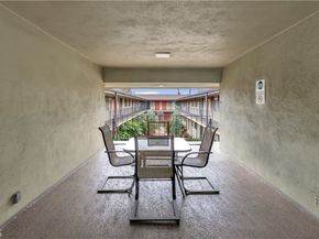 1317 N Brand 15, Glendale CA 91202