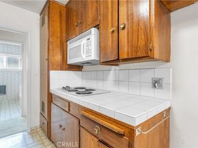 1317 N Brand 15, Glendale CA 91202
