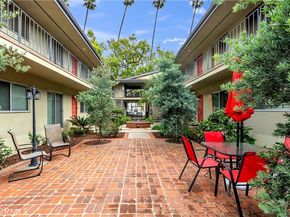 1317 N Brand 15, Glendale CA 91202