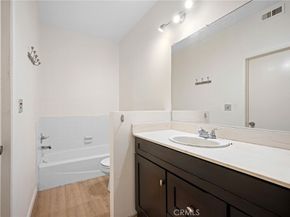 1305 N Columbus Avenue 109, Glendale CA 91202
