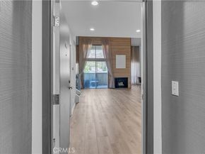 320 E Stocker 304, Glendale CA 91207