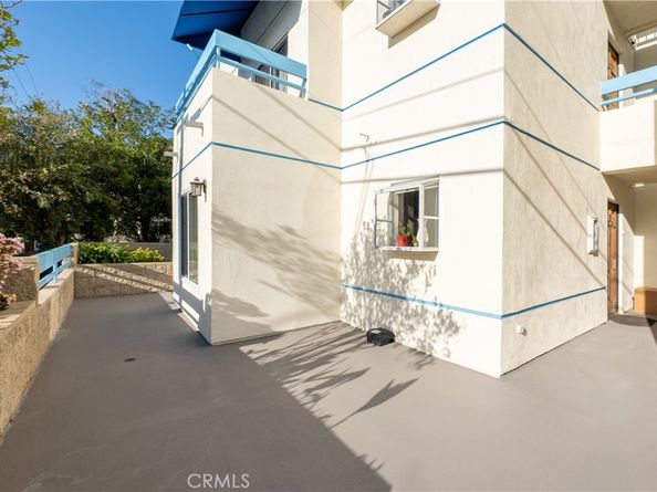 345 N Kenwood Street 104, Glendale CA 91206