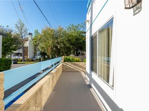 345 N Kenwood Street 104, Glendale CA 91206