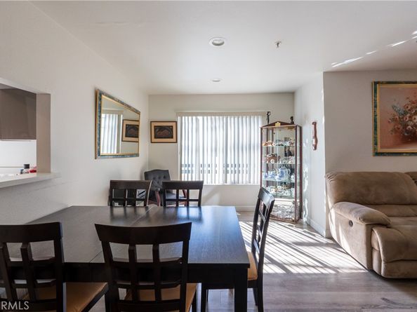 345 N Kenwood Street 104, Glendale CA 91206