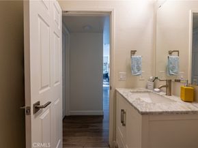 345 N Kenwood Street 104, Glendale CA 91206