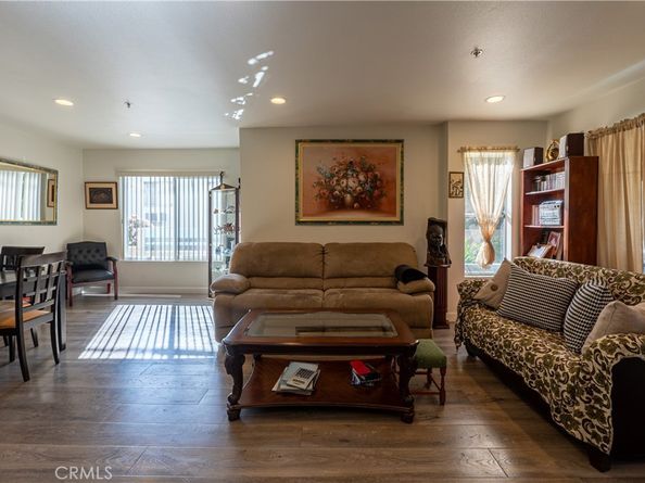 345 N Kenwood Street 104, Glendale CA 91206