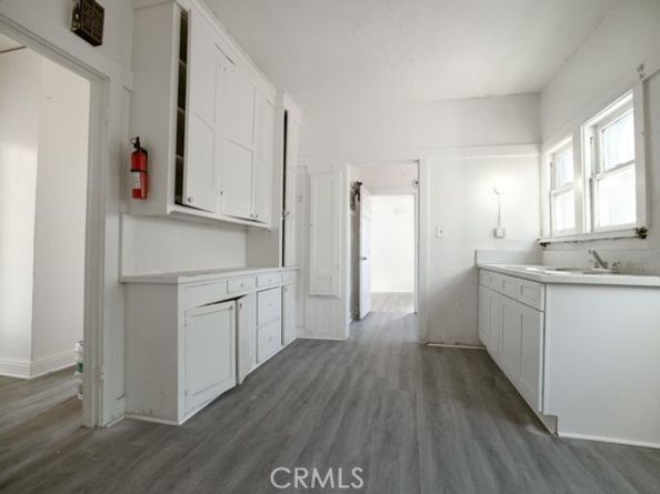 138 E 36th Place, Los Angeles CA 90011