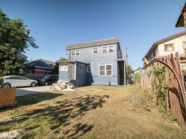 138 E 36th Place, Los Angeles CA 90011