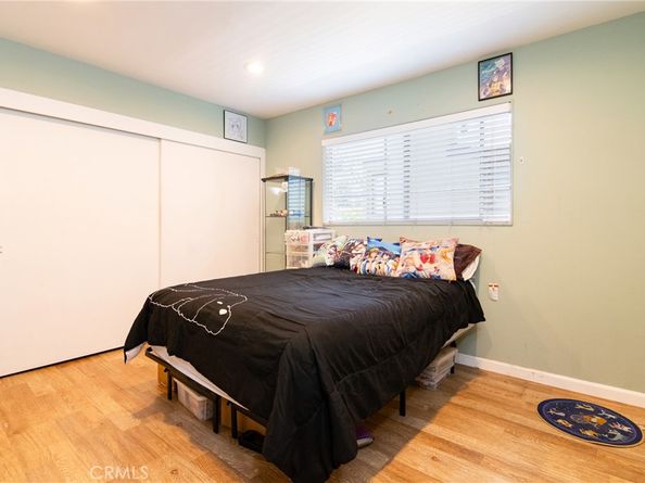 900 E Sagebank Street, Carson CA 90746