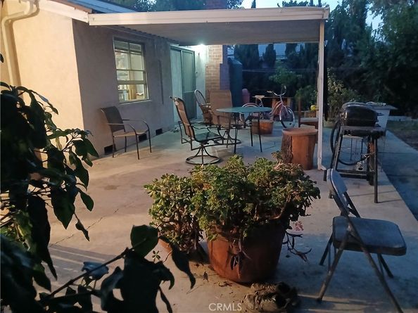 7650 Wilbur Avenue, Reseda CA 91335