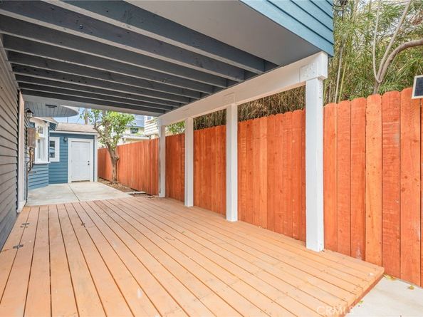 1720 S Kingsley, Los Angeles CA 90006