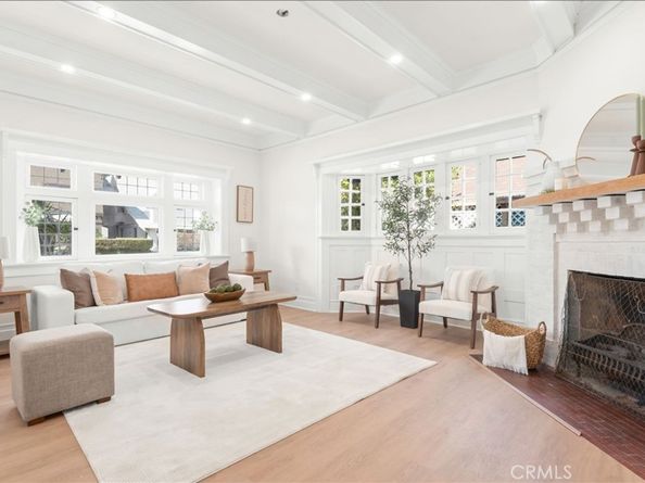 1720 S Kingsley, Los Angeles CA 90006