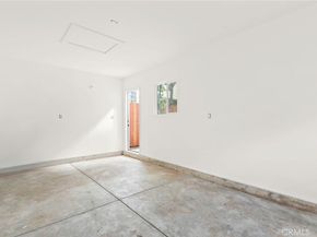 1720 S Kingsley, Los Angeles CA 90006