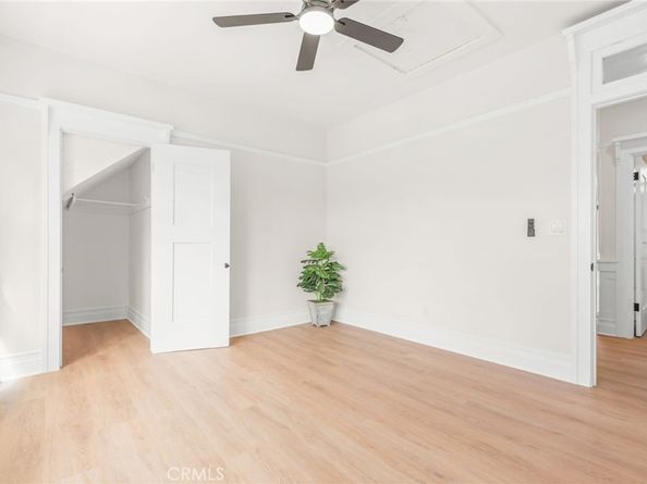 1720 S Kingsley, Los Angeles CA 90006