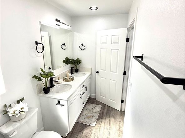 10816 Willowbrook, Los Angeles CA 90059