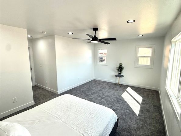 10816 Willowbrook, Los Angeles CA 90059