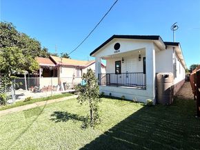 10816 Willowbrook, Los Angeles CA 90059